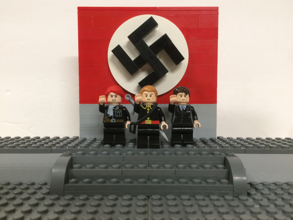 the-mm-crew-in-lego-1000.jpeg 